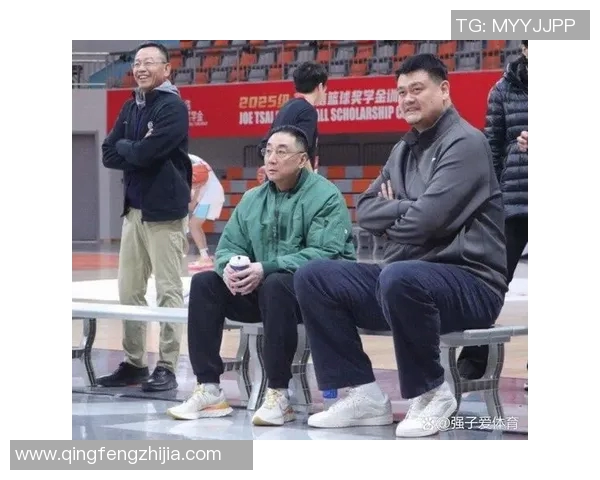 姚明在杭州分享篮球经历与人生感悟的视频引发热议与关注